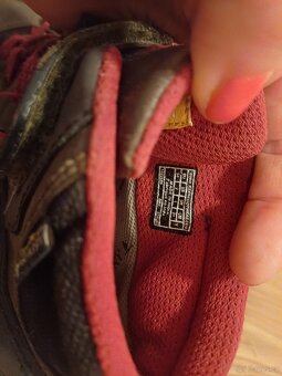 Keen Redwood Mid Wp Youth steel grey/red dahlia EU 34 - 4