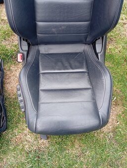 MERCEDES BENZ E COUPE C207 RV 2010 SEDAČKY ČERNÁ KŮŽE PĚKNÉ - 4