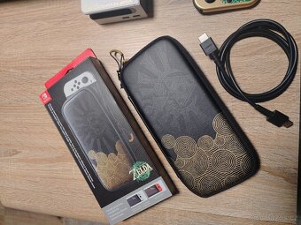 Nintendo Switch Oled Zelda TOTK edition - 4
