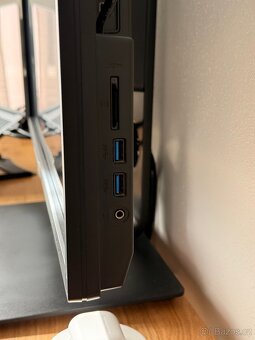 BENQ PD3200U (4K / 32”) - 4