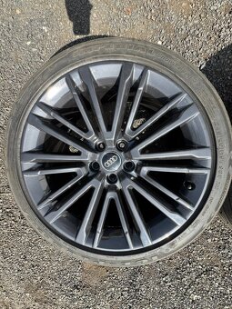 Alu Audi A4 S4 8W B9 245/40/19 zimní M+S 6+ mm - 4