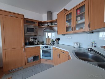 Prodej bytu 4+kk s terasou 99 m² - 4