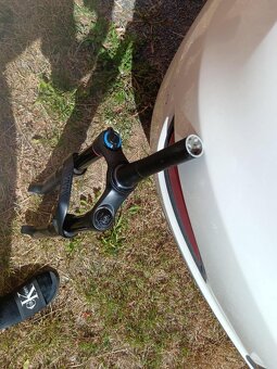 Vyměním Rock shox yari 130 - 4