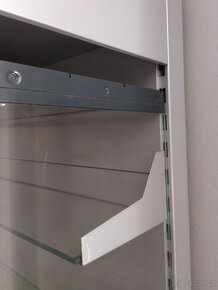 Regál s prosklenou virínou NOVÁ CENA - 4