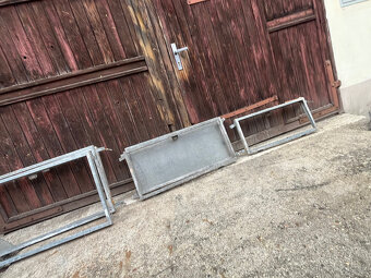 Pozinkovaná ocelová okna včetně rámů - 4