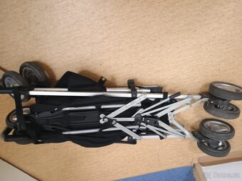 Golfový kočárek - 4