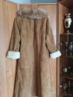 Dámský dlouhý pravý kožich. - 4