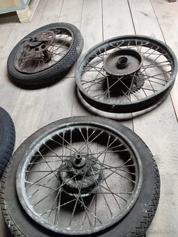 Náhradní díly - 4