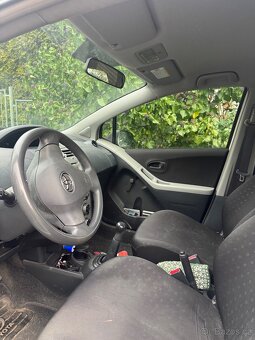 Prodám Toyota Yaris - 4