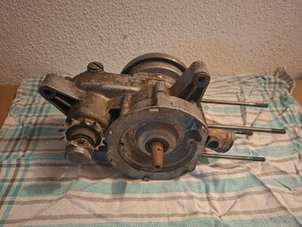 Babetta 207 motor 2 - 4