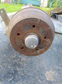 Knott 1350kg max140km - 4