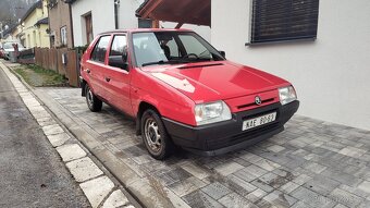 Favorit 1.3 Lxi 50kW, najeto 52 700 km - 4