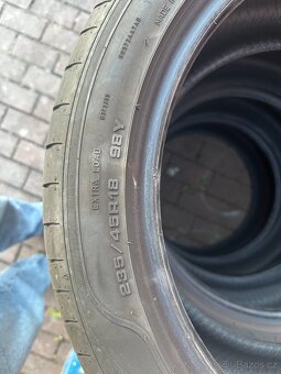 Letní pneumatiky Sava Intensa UHP 235/45 R18 98Y XL - 3ks po - 4