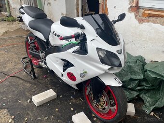 Kawasaki zx9r V Rezervaci do Soboty 7.6 - 4