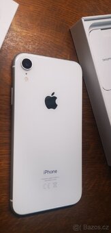 Iphone xr - 4