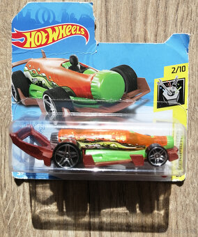 autíčka hot wheels - 4