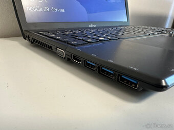Notebook Fujitsu LifeBook A544 - 4