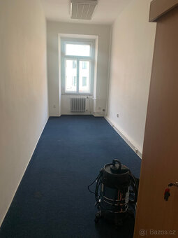 Pronájem kanceláří Brno střed, Lidická od 14 m2,parkování - 4