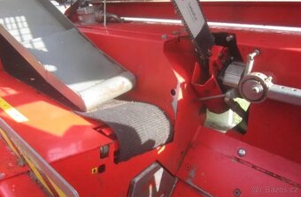 Štípací automat hakki pilke Falcon 35 plus podavaci stul - 4