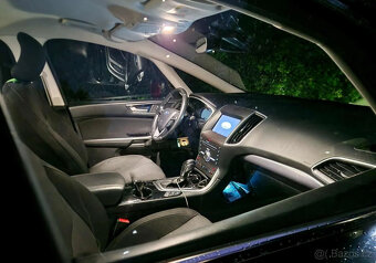 Ford S-Max 2.0 TDCi Titanium PowerShift Automat - 4