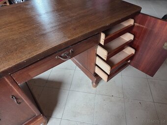 Starožitný psací stůl - 4