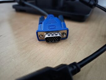 Monitor s reproduktorem Dell 23" FullHD - 4