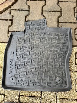 Gumové koberce Octavia 3 combi originál - 4