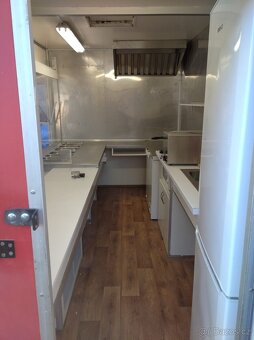 Pojízdná prodejna, gastro přívěs, food truck - 4