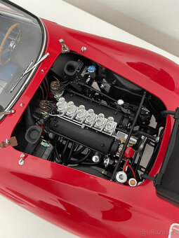 Ferrari GTO 250 18. stupnice - Adlermoss Deagostini Centauri - 4