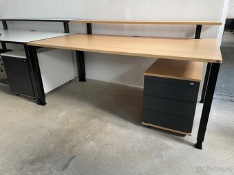 Kancelářské skříně, stoly a kontejnery K+N - 4