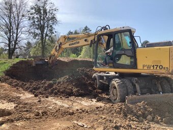 Komatsu SAA4D102E Kolové Rypadlo - 4