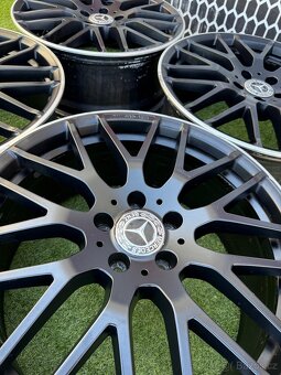 Mercedes AMG A45 CLA45 W176 W117 - 4