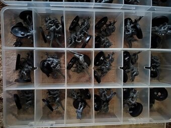 WH40[Warhammer 40] Tyranids Army[Tyranidí armáda] - 4