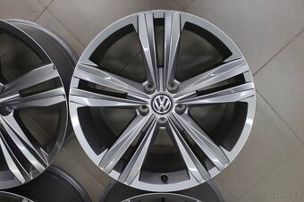 5x112 R19 VW Sebring Touareg Rline - 4