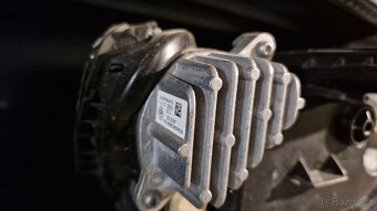 VW Passat B9 levé přední LED Matrix světlo  orig90186350 - 4