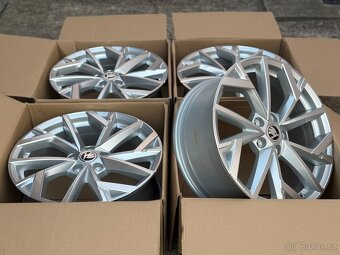 SKODA OCTAVIA IV 5X112 R18 7,5J ET48 - 4