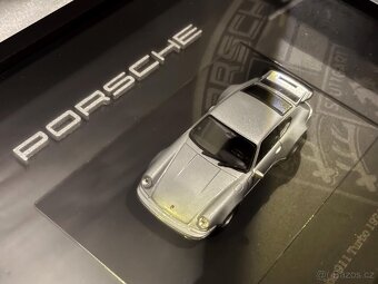 Auto 3D obraz - 4