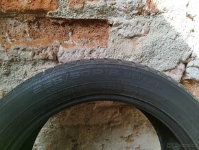 Prodám zimní pneumatiky NOKIAN 225/50 R18 99H XL - 4
