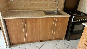 Kuchyňská linka- Zdarma,zachovalá. Na chatu či do pronájmu - 4