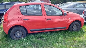 Dacia Sandero - 4