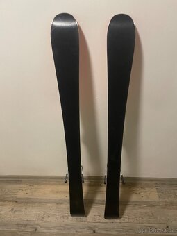 Atomic punx 140 - freestylove juniorské lyze - 4