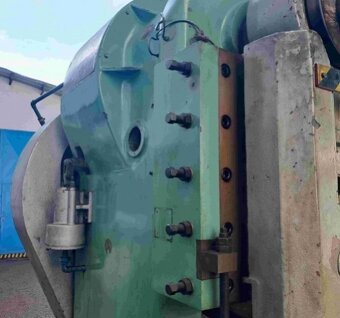 LE 160 excentrický lis, výroba 1960 - 4