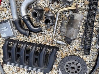 BMW E46 330d 135 kW – díly z auta cena dohodo - 4