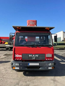 Rezervace 30m montažní plošina 7.5t MAN - 4
