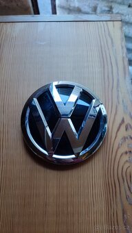 Logo Volkswagen passat B8 - 4