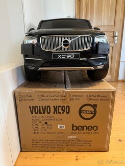 Elektrické autíčko Volvo XC90, čalouněný sedák, 2,4 GHz DO, - 4