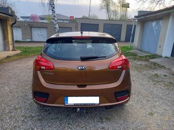 Kia Ceed 1,6 GDI 99kw Comfort Plus r.v.2017 - 4