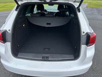 Opel Astra Sport tourer - 4
