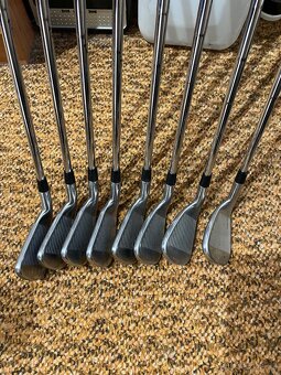 Callaway X20 TOUR 3-PW (8 holí), TOP stav, NOVÉ gripy - 4