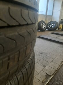 Kola Audi Q5 - 4
